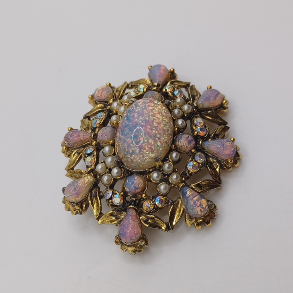 Hollycraft Simulated Fire Opal And Faux Pearl Gold Tone Brooch - Picture 4 of 6